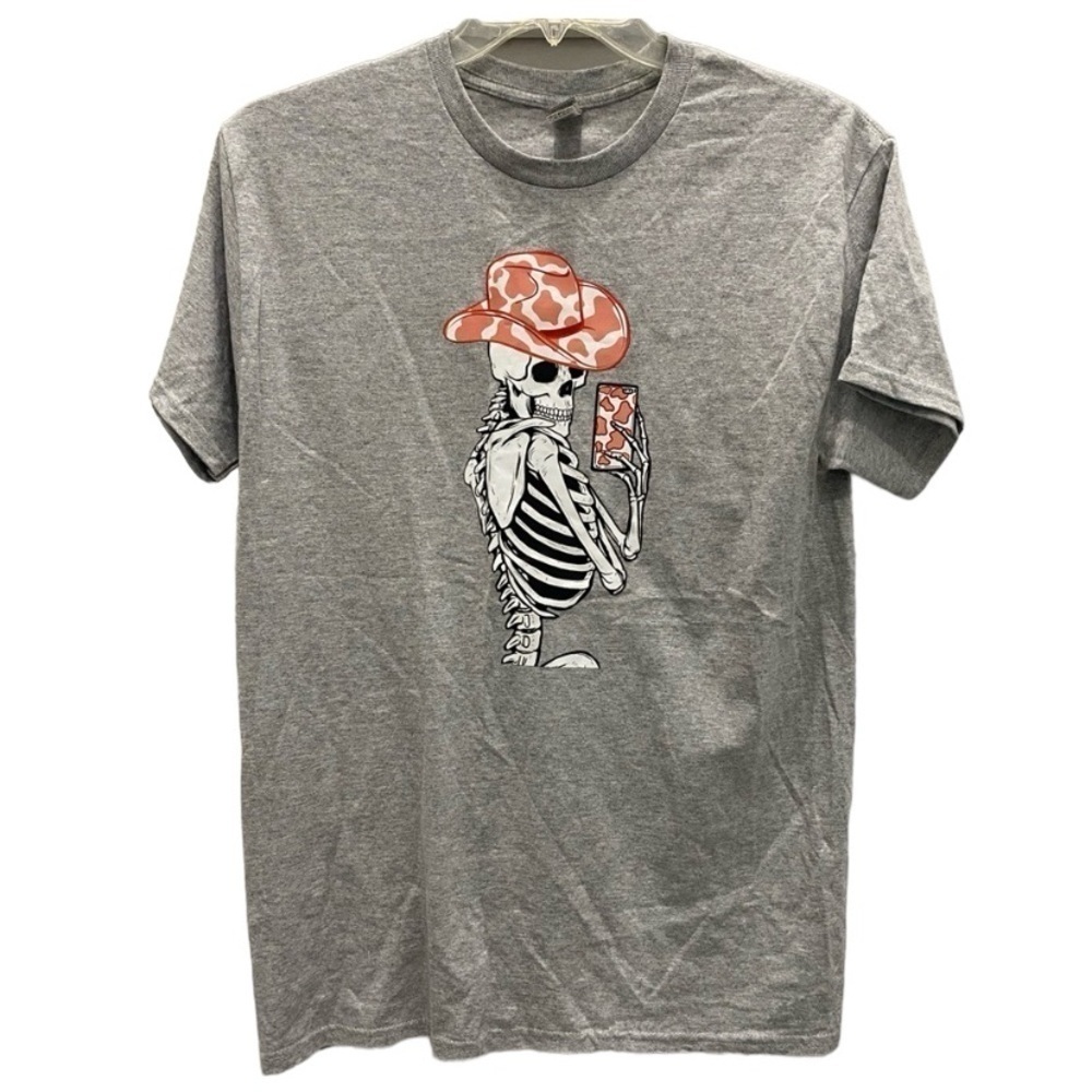 Graphic tee